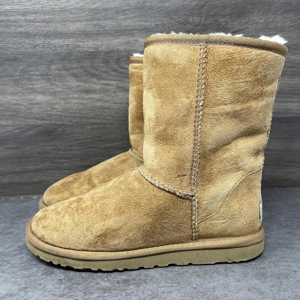 UGG Classic Short Boots Womens Size 5 Chestnut Brown Suede Fur Shearling